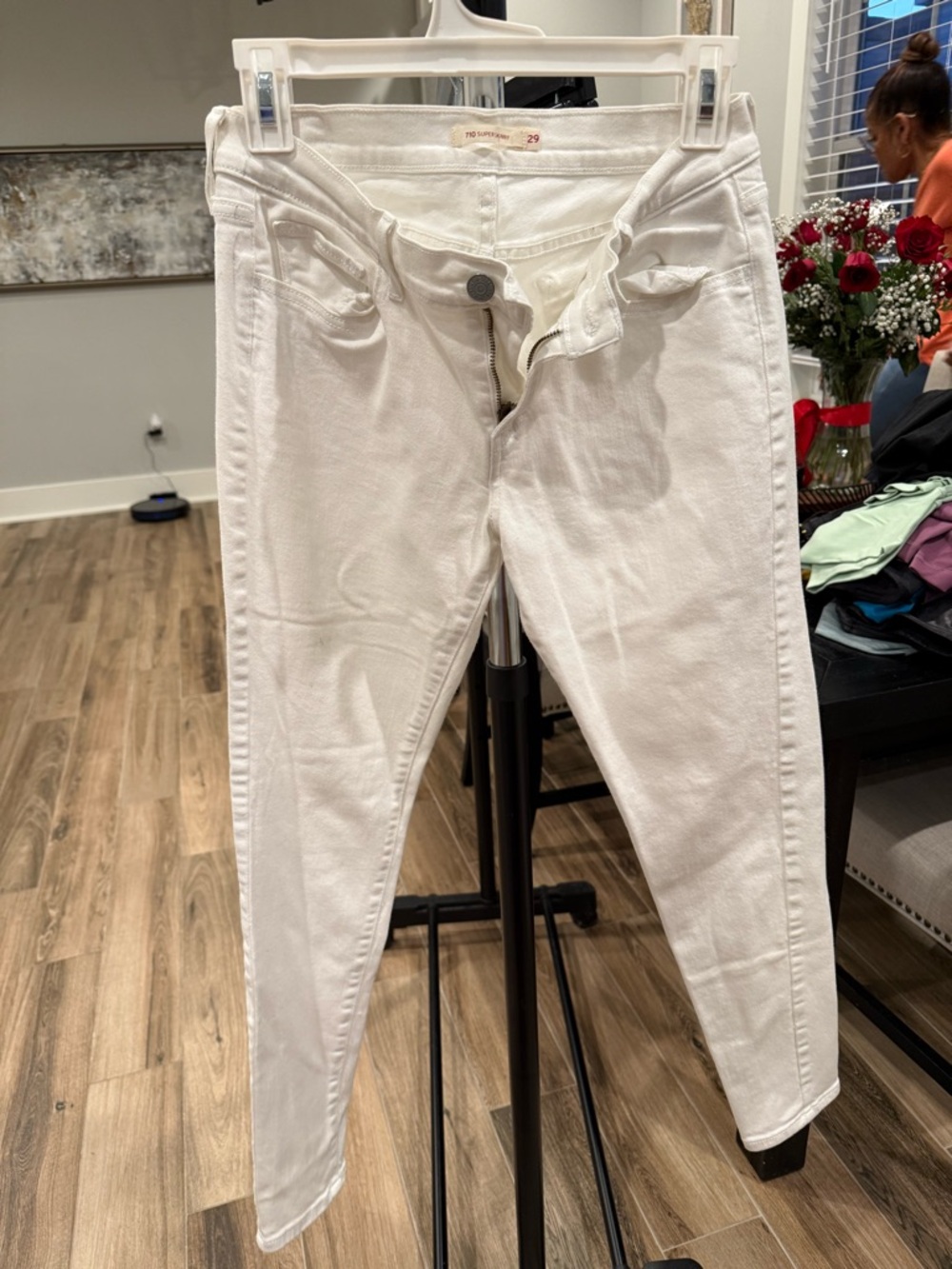 Levi's White Skinny Jeans - High Rise